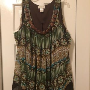 Sleeveless multicolored blouse w/ wood detail